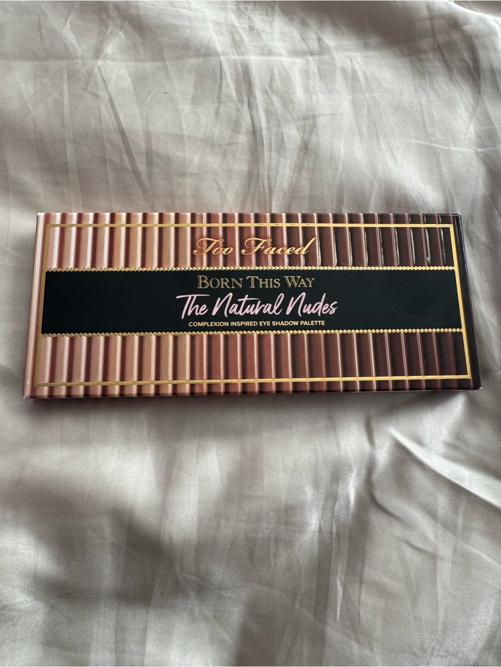 Too Faced Born This Way The Natural Nudes Eyeshadow Palette – NEW